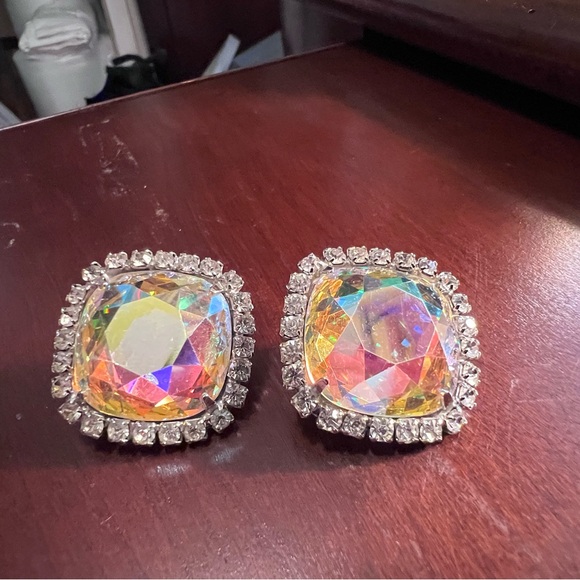 Vintage VENDOME Multi-Color Rhinestone Clip-On Earrings - Picture 1 of 4